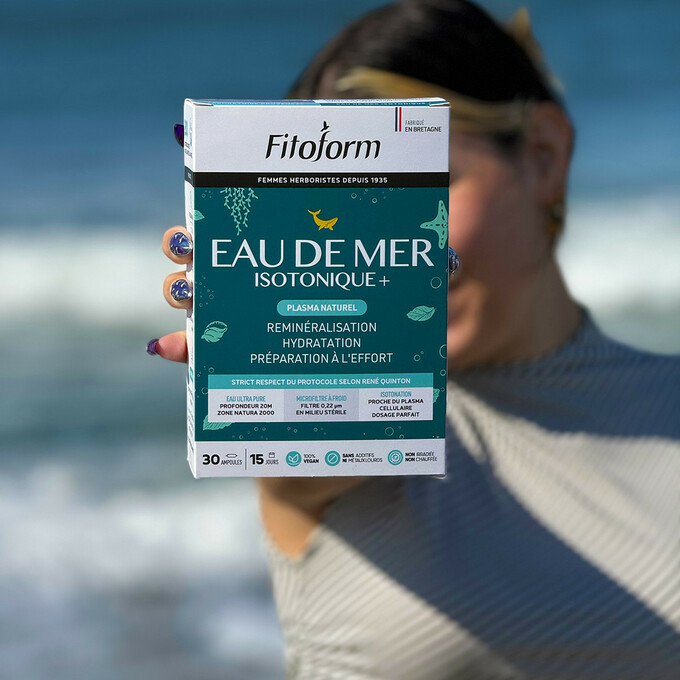 Et si vous profitiez de tous les bienfaits de l’eau de mer avec l'EAU DE MER ISOTONIQUE + de #Fitoform !💧✨Plusieurs études montrent que la minéralisation de l’eau de mer est identique à celle du milieu interne humain. René #Quinton, naturaliste français, a ainsi fait le parallèle et développé sa méthode thérapeutique : utiliser un plasma marin, donc proche de la formule sanguine normale, pour aider le corps à lutter contre certaines maladies.L’Isotonique est la cure idéale pour pour récupérer son équilibre, sa vitalité, et son bien-être !🌊Reminéralisation🌊Hydratation🌊Préparation à l'EffortLe plasma marin Fitoform suit les recommandations du protocole René Quinton : nous utilisons une eau de mer naturelle, la plus pure possible, captée loin des rivages et pollutions, au large de l’archipel de Bréhat, près de 20 m de #profondeur.👉 Pour en savoir plus sur EAU DE MER ISOTONIQUE + : lien dans la bio 🤗•••#Fitoform #complementalimentaire #complementalimentairebio #biologique #sante #beaute #santenaturelle #bienetreaunaturel #organisme #scientifique #mer #marin #thérapeutique #eaudemer #renequinton #plasmamarin